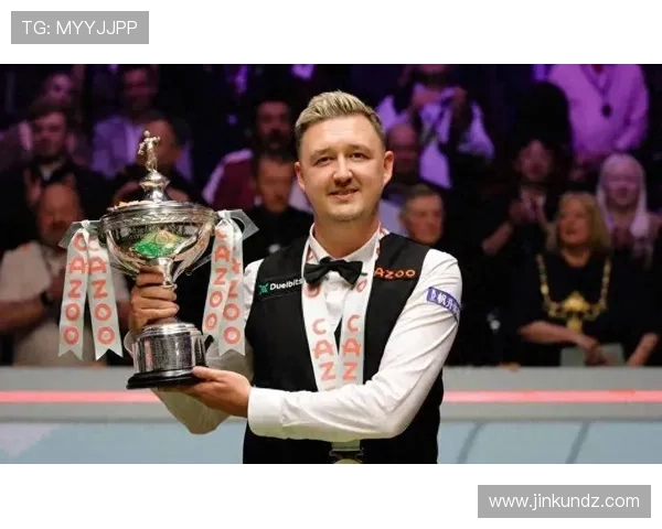 凯伦·威尔逊与希金斯稳步晋级 展现强大实力与精湛技艺 凯伦·威尔逊与希金斯稳步晋级 展现强大实力与精湛技艺